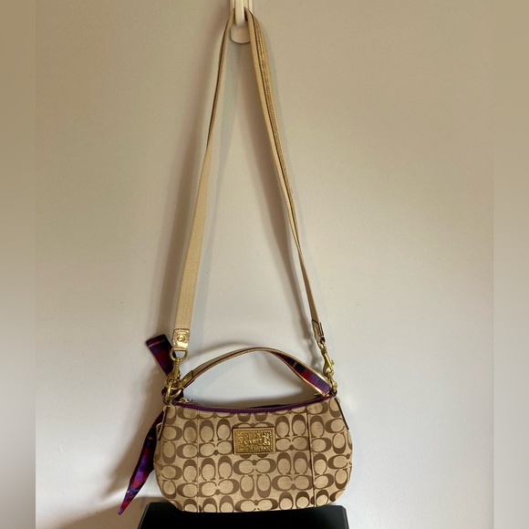 ❌❌ SOLD ❌❌ Authentic COACH crossbody/shoulder bag - Picture 5 of 6